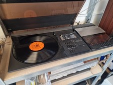 Beocenter 2200 Music Center. Fabulous turntable based system. Serviced NEW belts