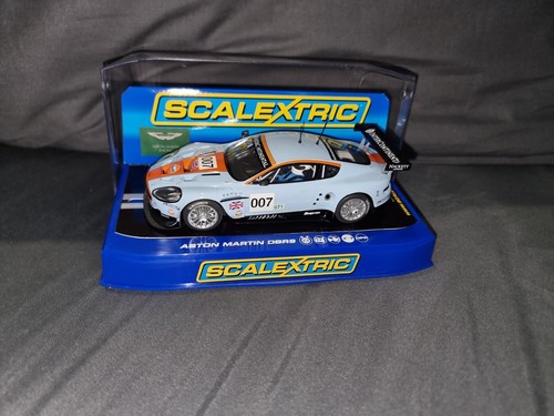Scalextric car aston - aston, martin