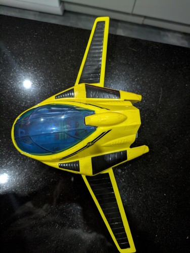 Captain planet yellow geo - captain,