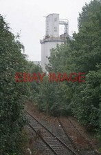 PHOTO  SPONDON UNUSED RAIL ACCESS ALTHOUGH STILL CONNECTED TO THE MAIN LINE THER