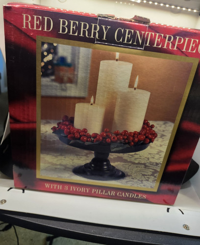 Red berry candle - berry,