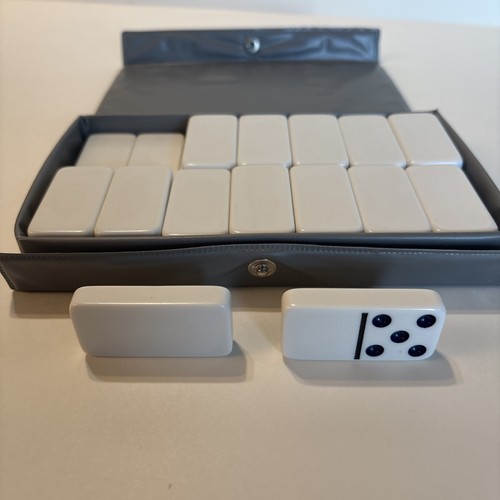 Vintage double six dominoes - vintage,
