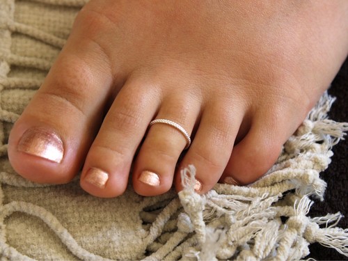 Gold braided toe ring - toe,