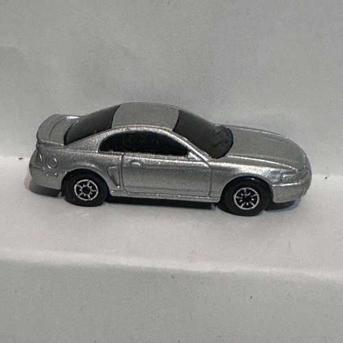 Silver mustang maisto - silver,