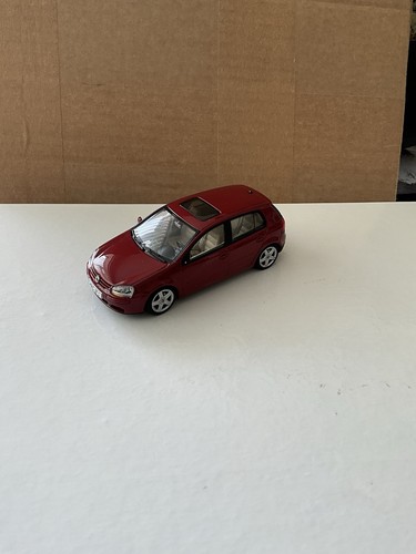 Autoart volkswagen golf mk5 - autoart,