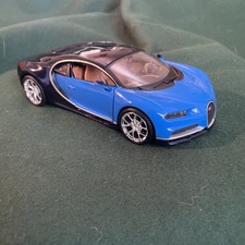 Maisto 1/24 Bugatti Chiron Blue / Black Supercar Diecast Scale Model Car