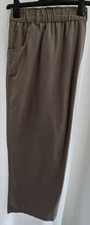 Yours ladies khaki trouser. Size 26-28. Elasticated Waist. Cropped. 100% Cotton