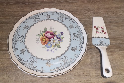 Old foley floral cake - old,