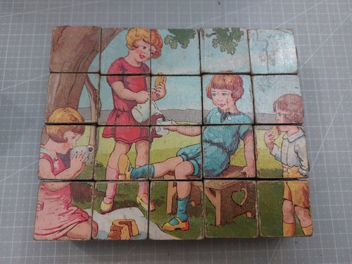 Antique wooden picture blocks - picture,