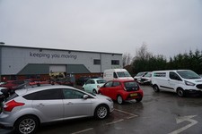 Photo A3 A crowded car park