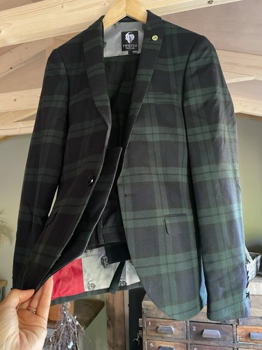 Twisted taylor 3pc suit - twisted,