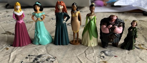 Disney princess toy figures - disney,