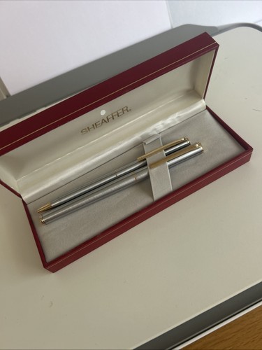 Sheaffer pen set 2 - of,