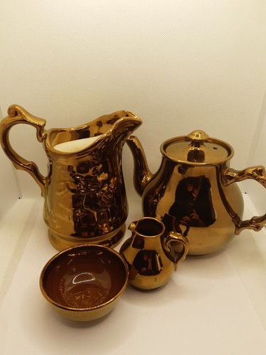 Copper lustre tea set - pc,