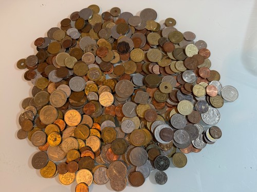 World coins bulk lot - world, 1.96kg