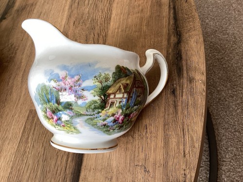Vintage royal vale cottage - vintage,