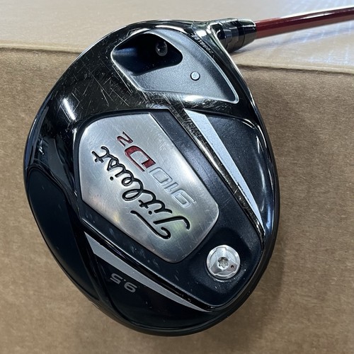 Titleist 910d2 driver - 9.5*, •