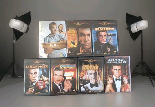 James bond 007 - bond, complete