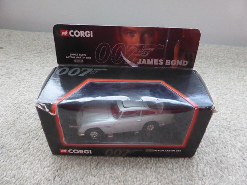 Corgi james bond - 007, 04303
