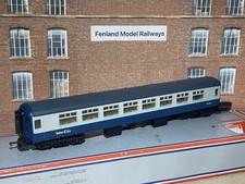 Lima OO Gauge Model Railway Blue And Grey Mark 2 Coach Standard Class