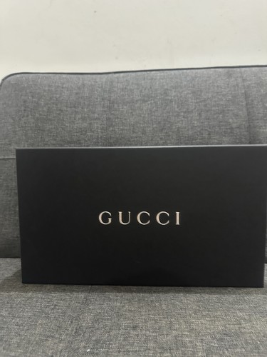 Authentic gucci black medium - black,