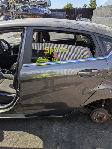 Ford fiesta mk7 5doors - fiesta,