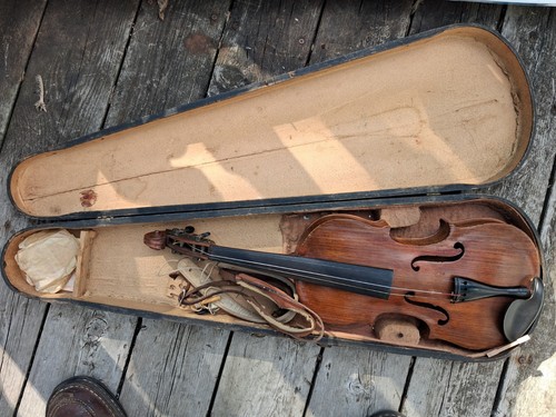 Very old estate antique violin - very,
