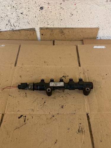 Peugeot 308 fuel rail - peugeot,
