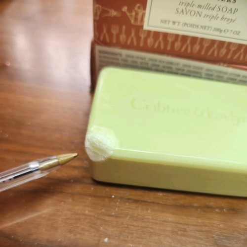 Crabtree evelyn gardeners - &,