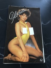 Vibrations Glamour Calendar