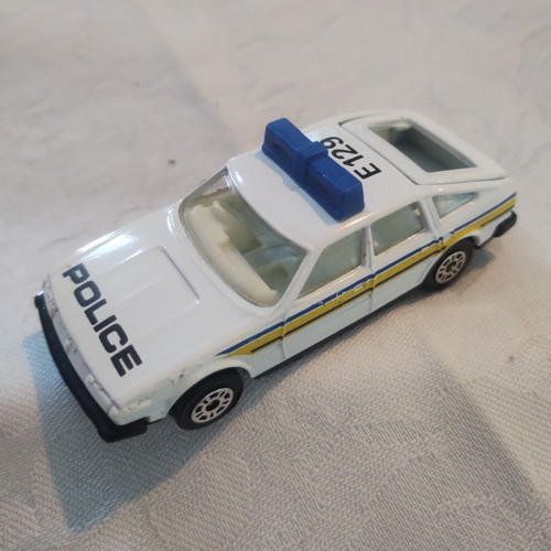 Corgi rover 3500 police - corgi,