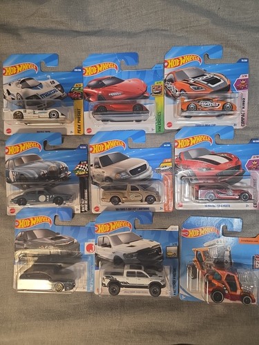 Joblot hotwheels cars and - of,