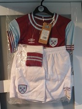 West Ham United Home Kit - 6-7
