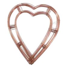 Heart Shaped Wire Frames in 3