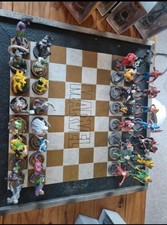 Eaglemoss Marvel Chess Collection Complete Set with Figures, Binders, and Board