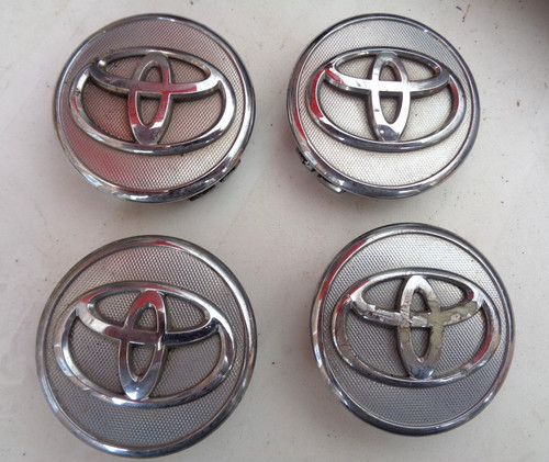 Genuine toyota auris yaris - x,