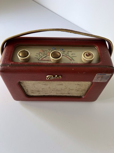 Roberts transistor radio red - roberts,