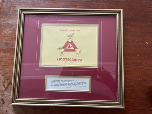 Monecristo label framed