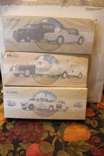 CORGI  POLICE CAR SETS=