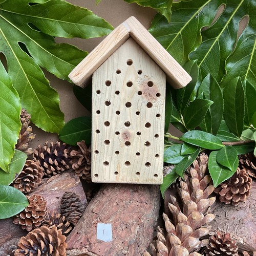 Handmade solitary bee house - handmade,