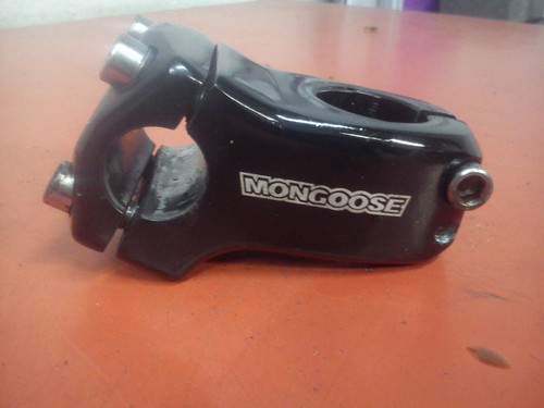 Mongoose handle bar - handle, 1