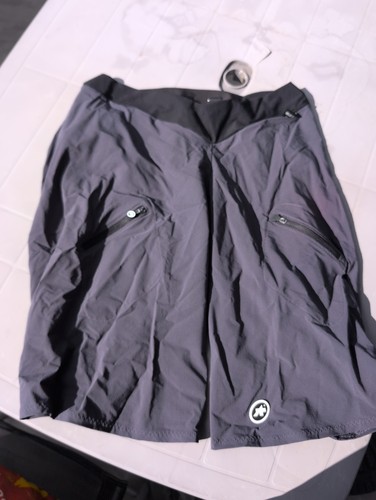 Assos mens trail shorts - assos,
