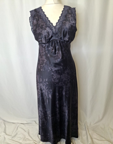 Marks spencer silky - marks,