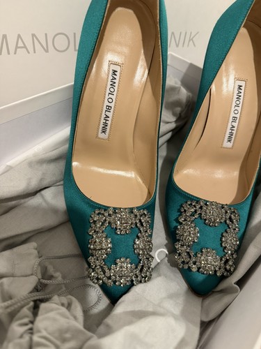 Manolo blahnik hangisi 70mm - blahnik,