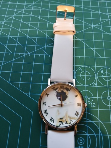 Boxer dog slimline quartz - slimline,