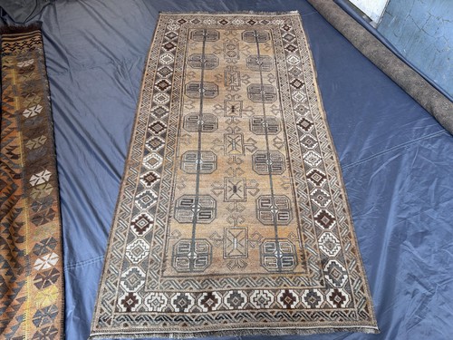Afghan wool area - area, 4'x7'9"