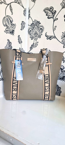 River island grey logo - river, faux