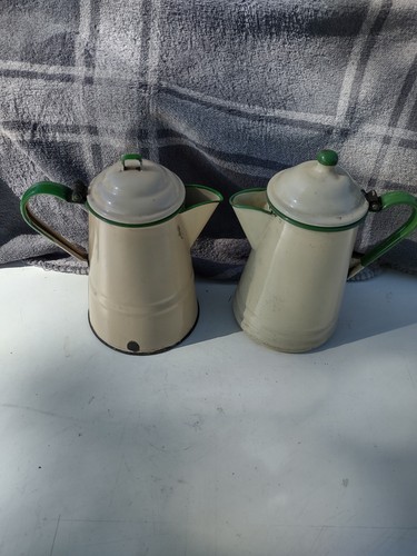 Vintage enamelware tan - tan, with