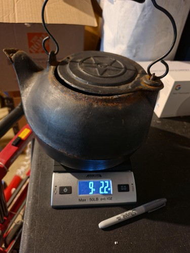 Vintage unmarked cast iron tea - unmarked,
