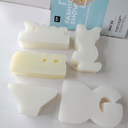 Logo silicone candle mold - 3d,